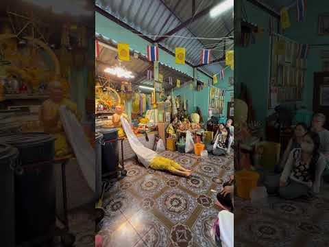 Lễ chết đi sống lại thại Thailand||jackthailand #jack #travel #bangkok #food