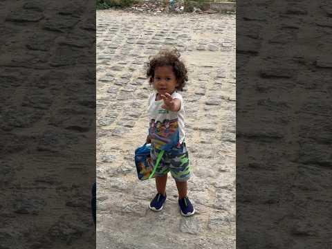 Um muito pra ir pra creche