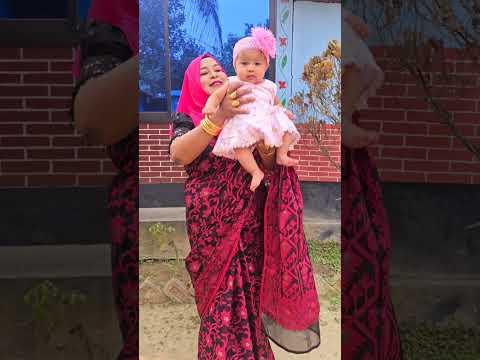 খুকুমনির পক্ষ থেকে "ঈদ মোবারক"!