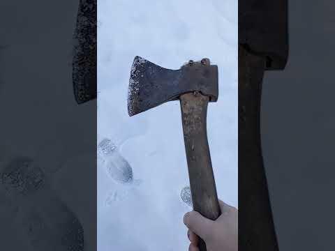 Best oddly satisfying, what's in the ice?🤯🤯🤯