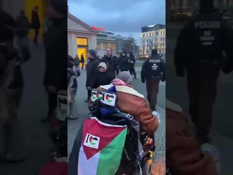 Brave palestini old age man🙌🇵🇸🇵🇸🥹#palestine #gaza