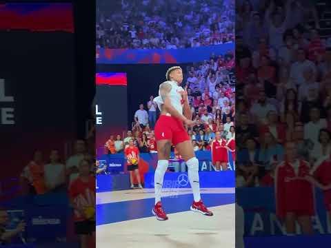 Melissa Vargas uçuyor ✈️