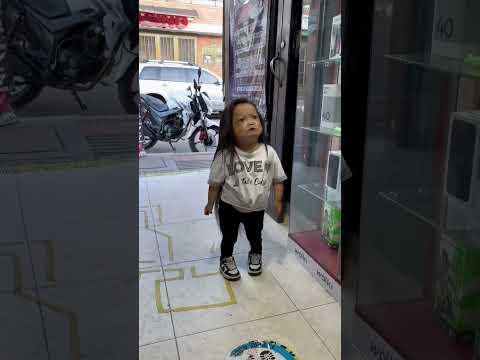 PAPAAAAAAA!😂 Hija Malcriada🙈  #amigacharlatana #pulgaaventurera #humor #TeamLittle🌟