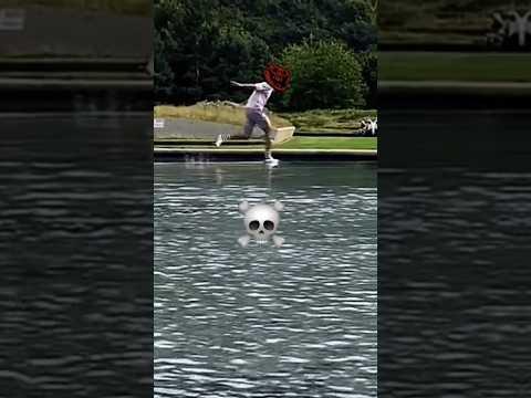 كيف تمشي فوق الماء 😨 #shortvideo