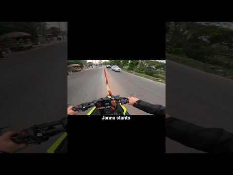 jannu stunts confidence #shortlookat this#viral#jammu#bikeride#ktm#bikerKTMduke20