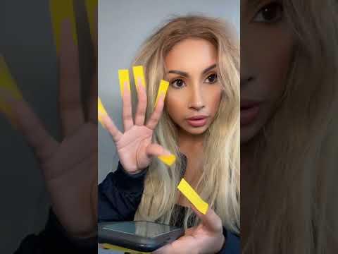 The Kardashians discussing the BEEF #selenagomez #haileybieber #kardashians #kuwtk #comedy