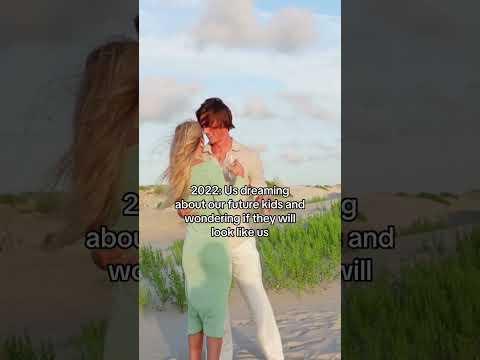 she's like "HI, IT ME!"