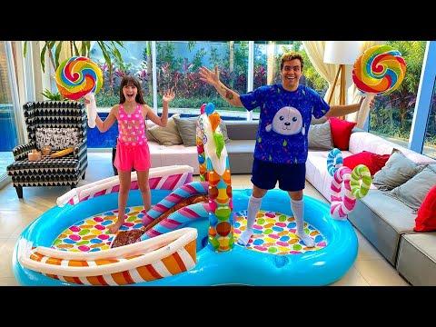 ¡Diversión en la piscina inflable más grande del mundo con LUCCAS NETO!
