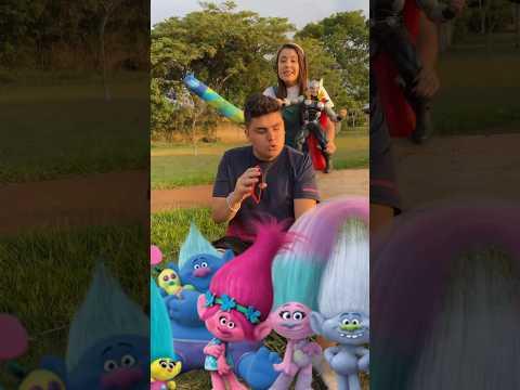 Acerte o personagem ou leve um POW !!!!