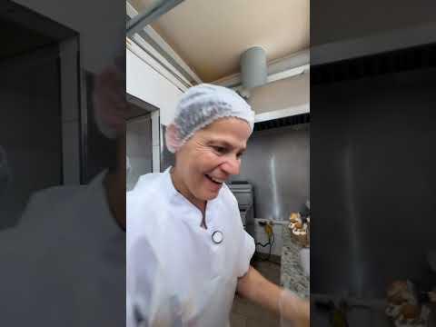 FAZENDO PANETONE DE COXINHA DE 5KG #shorts