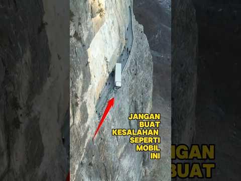 Jalan tebing paling Berbahaya (Guo Liang)