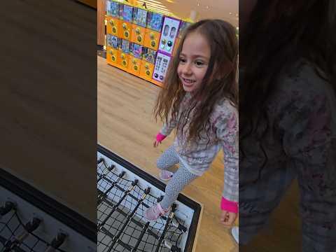 ¡¿QUÉ LUGAR ES ESTE?!😨FLOTANDO EN EL AIRE 😶‍🌫️_NALUCHI VLOG #sorprendente #diversion #naluchivlog