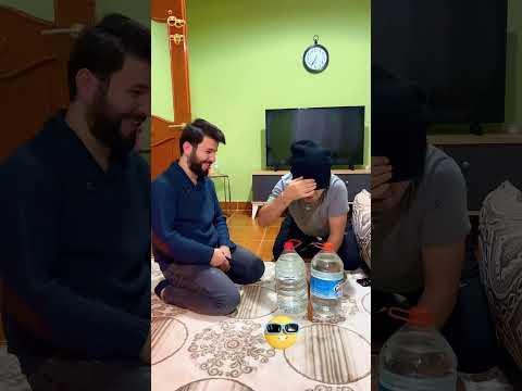 Wait telefonmuydu o acaba kılıfmı😂😳 #funny #comedypics #comedy #funnypics