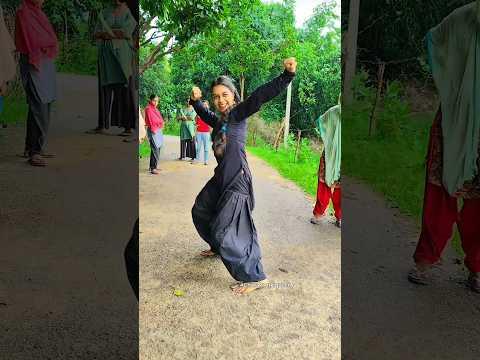 Gori Kab Se Hui Jwan #dance #dancerchitra #shorts #chitrakootkiqueen #trending #viralshort