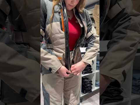 Het Bering Siberia pak met de Siberia handschoenen. #bering #bikelife #bikergirl #shorts