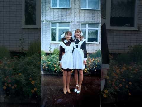 Классную руководительницу похоже законсервировали 20 лет назад😜 мы изменились? #школа #встреча