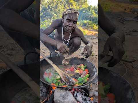 Breakfast time, Hadzabe old man cooks traditional organic Soup 🍲😋‼️#villagelife #food