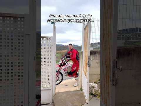 ASÍ ES UN MOTERO ENAMORADO!!!⚠️😬 #motero #humor #motos #motor #enduro