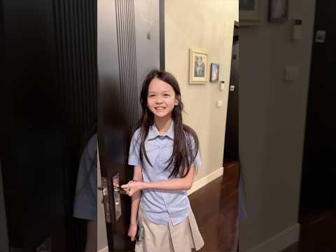 เมื่อน้องเอมี่ตื่นมาหิวตอนตีสาม😊 #น้องเอมี่ #เอมี่ #thedragger #บ้านฉัน #แม่โม #ตลก #amydragger