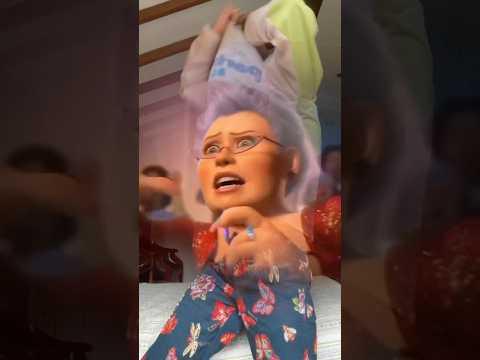 HOW 2 GET DETAINED AT THE AIRPORT #dyebones #tsa #airport