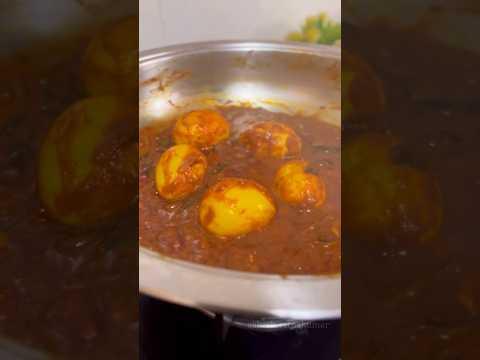 Egg curry 🍳🥘#shorts #eggrecipe #eggcurry #recipes #cookingshorts #aakashratnakumar #spicyfood