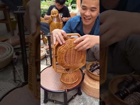 இந்த ஆளு மரத்தால எதையும் செய்ய முடியும்#shortsfeed 😳🎍