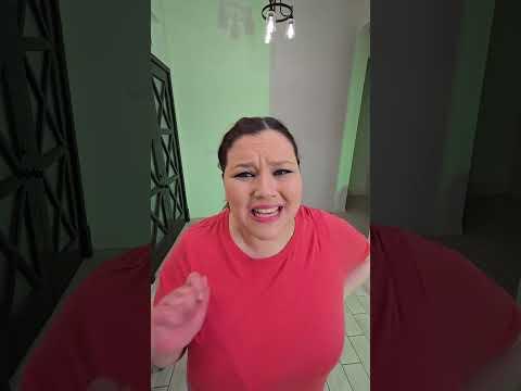 El Hombre Araña Lleva Mascara de Luchador y Ataca en la Cocina #shorts