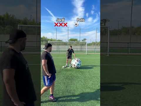 Penaltis sorpresa ⚽️ Gigante y ⚽️ Mini #doctorepollo #futbol #parati