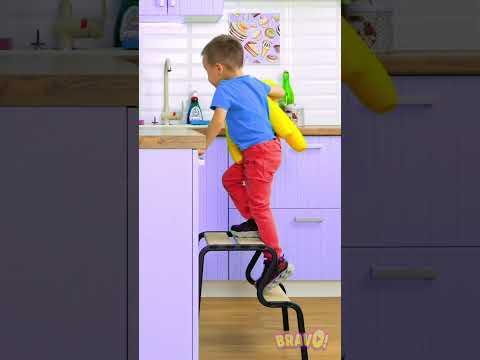 BOY AND THE JAR: Adventures in the Chocolate Realm! 🍫🚀 | The Great Cupboard Siege #shorts