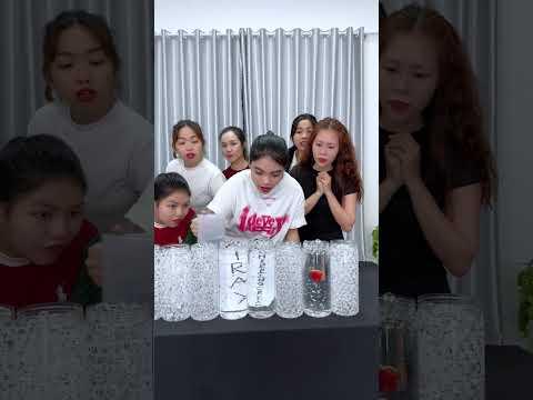 Challenge to find the gift in the jar, who will be punished #shorts #funny #office @FunnyOffice924