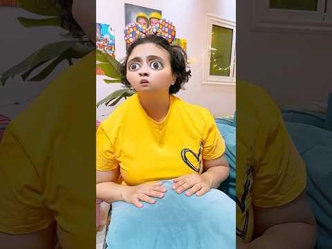 عامل شجاع جداً… لحد ما الصرصار طلع له!