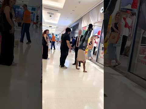 Onde mais vocês querem ser o Homem Bananeira?