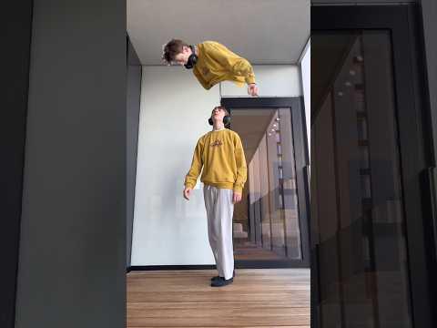 Anxiety dance with falling body parts🕺🔥 #shorts