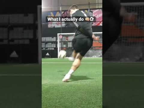 433 leaked my KNUCKLEBALL SECRET to MILLIONS of people!! 🤫 #shorts #football #knuckleball