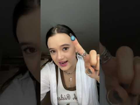 how to put color contacts in for halloween!! 😵‍💫