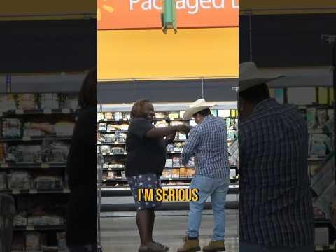 Aggressive Donald Trump Handshake SIIIIII WEEYYYY😂🤠 #mexicanjose