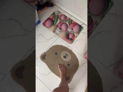 Review Thảm lau chân "siêu lừa" in hình 3D | Momo Review | #Shorts