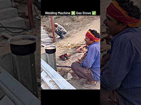 Technologia ❎ Chaiologia ✅ Man making Chai using welding machine meme template #shorts #shortsvideo
