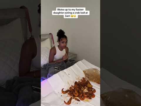 If she craving a crab boil at 3am then so am I 😂 #shorts