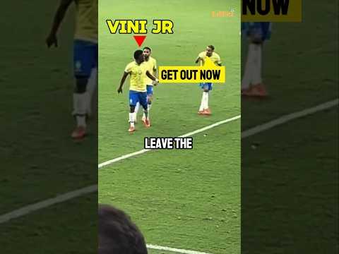 The reason Raphinha insulted Vini and told him to get out. 😳🥹 (Respect 📈)