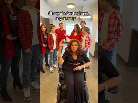 SWAGGY LEE IS IN THE HOUSE! ๐ #shorts #dancemoms #abbylee @therealabbyleemiller