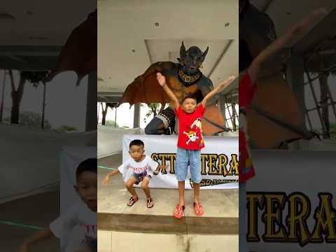 Mie & Ogoh-ogoh Kelelawar ๐ฆ #deo #vano